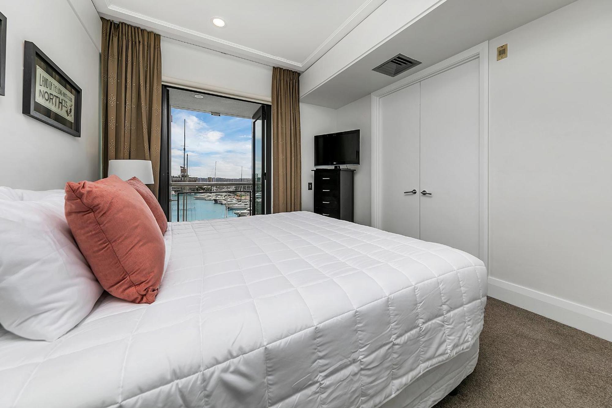 Exquisite Sun Soaked Corner Apartment Auckland Luaran gambar