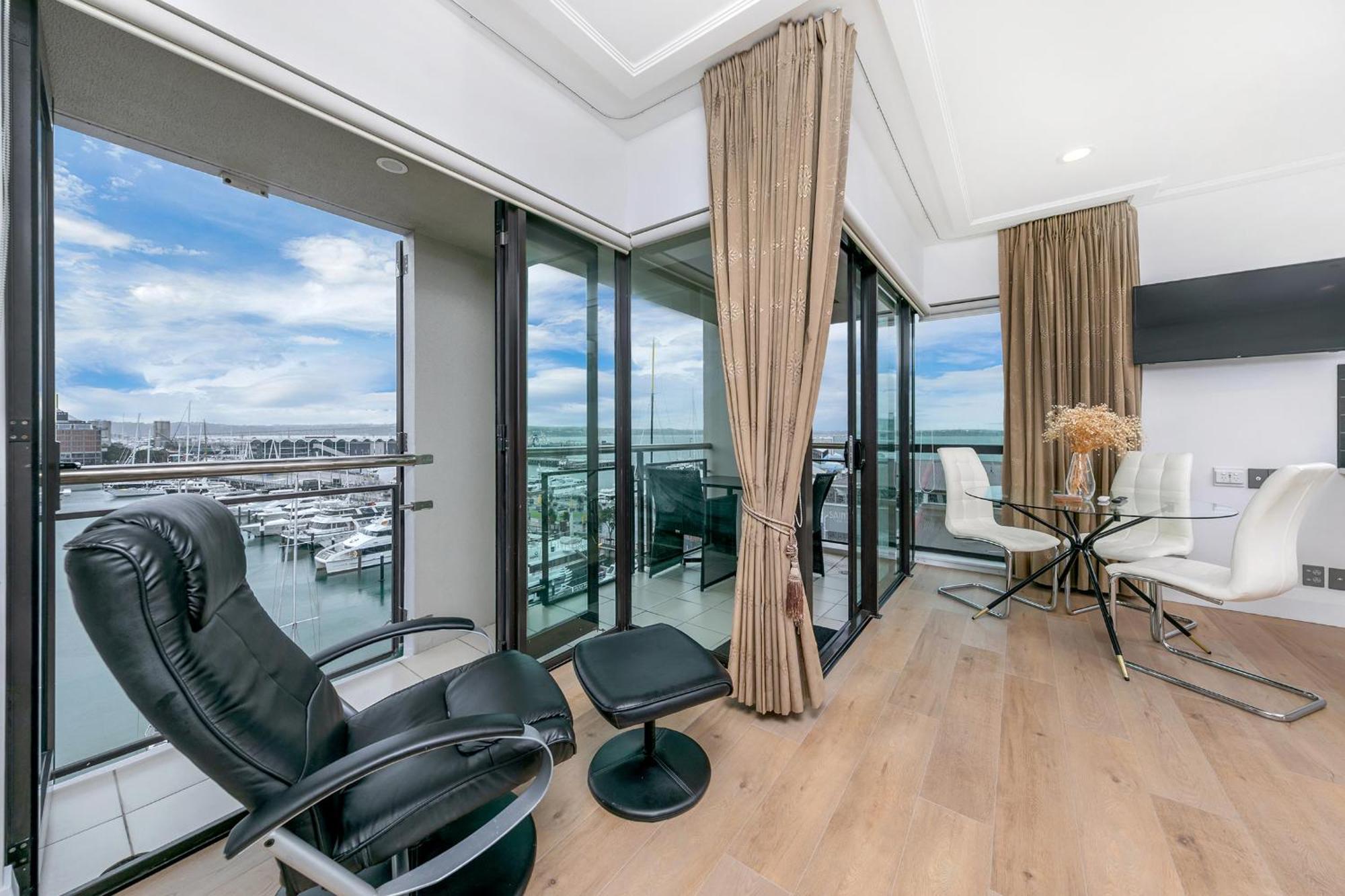 Exquisite Sun Soaked Corner Apartment Auckland Luaran gambar